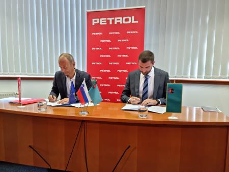 Podpis pisma o nameri Občina Tolmin & Petrol, 4.7.23 (arhiv O. Tolmin_Petrol) (3)